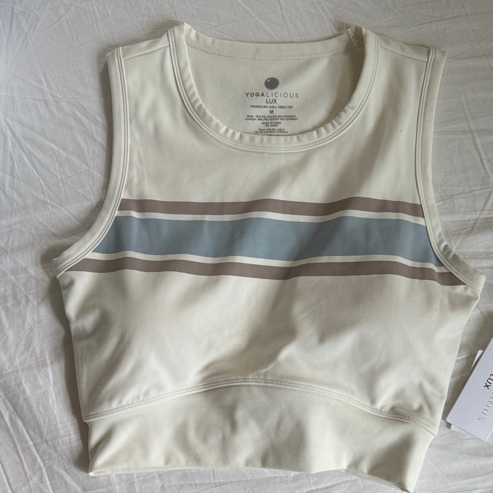 Yogalicious Cream and Blue Crop Top